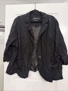 Studio Black Relaxed Blazer with Ruched Sleeves